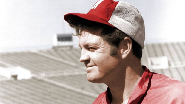 Tom Osborne, Nebraska football coach